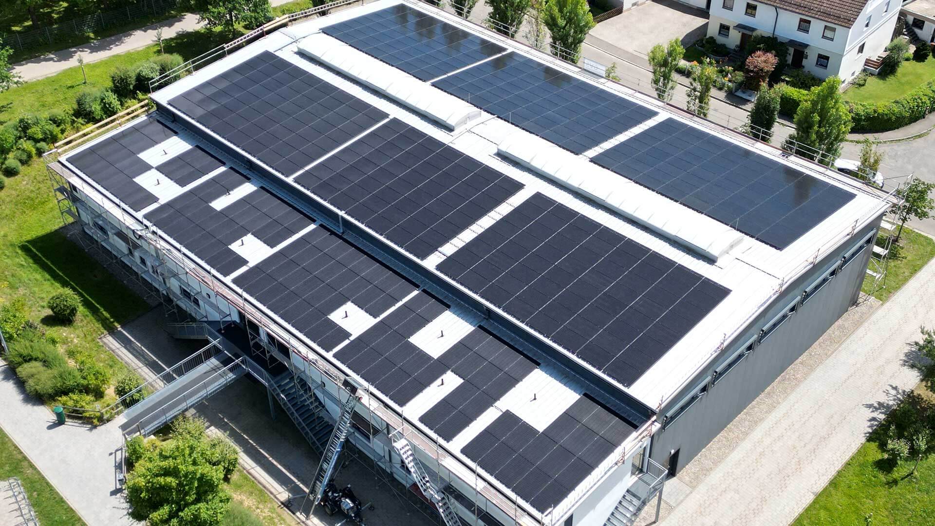 oekohaus referenzen turnhalle ottobeuren 217kwp